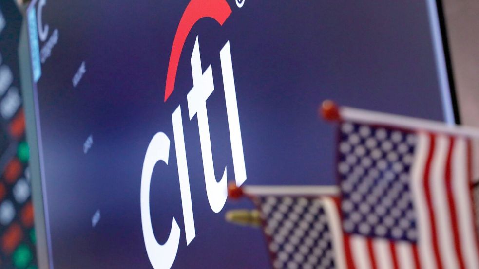 Das Logo der Citigroup über einem Handelsposten auf dem Parkett der New York Stock Exchange. Foto: Richard Drew/AP/dpa