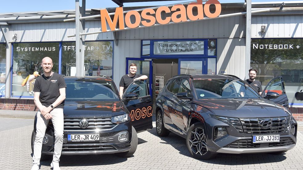 Seit 2019 befindet sich die Moscado GmbH im Gewerbegebiet Am Emsdeich in Leer (links: Geschäftsführer Jörg von der Recke). Foto: Prins