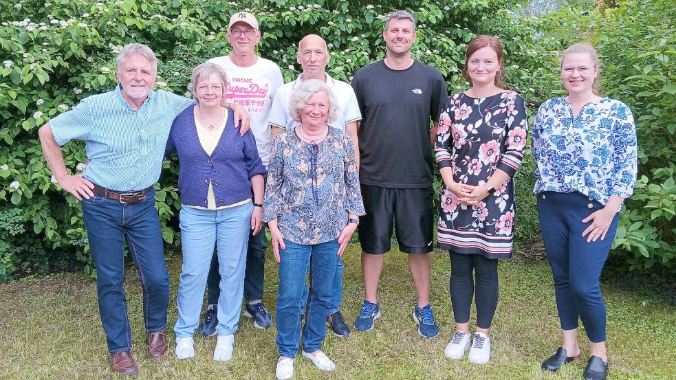 Das Foto zeigt den Constantia-Vorstand (von links): Manfred Kahl, Bärbel Saathoff, Holger Fuß, Angelika Totzauer, Wolfgang Wauer, Lars Peters, Marieke van Scharrel und Diana Caprino. Foto: privat