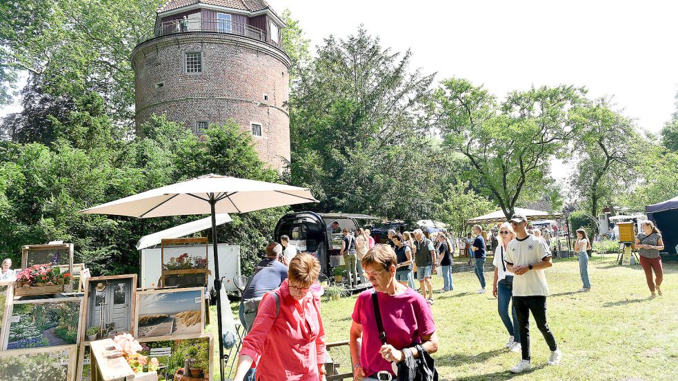 Der vom Kulturkreis Jümme veranstaltete Burggarten Stickhausen lockte auch in diesem Jahr wieder Tausende Besucher an. Foto: Stromann