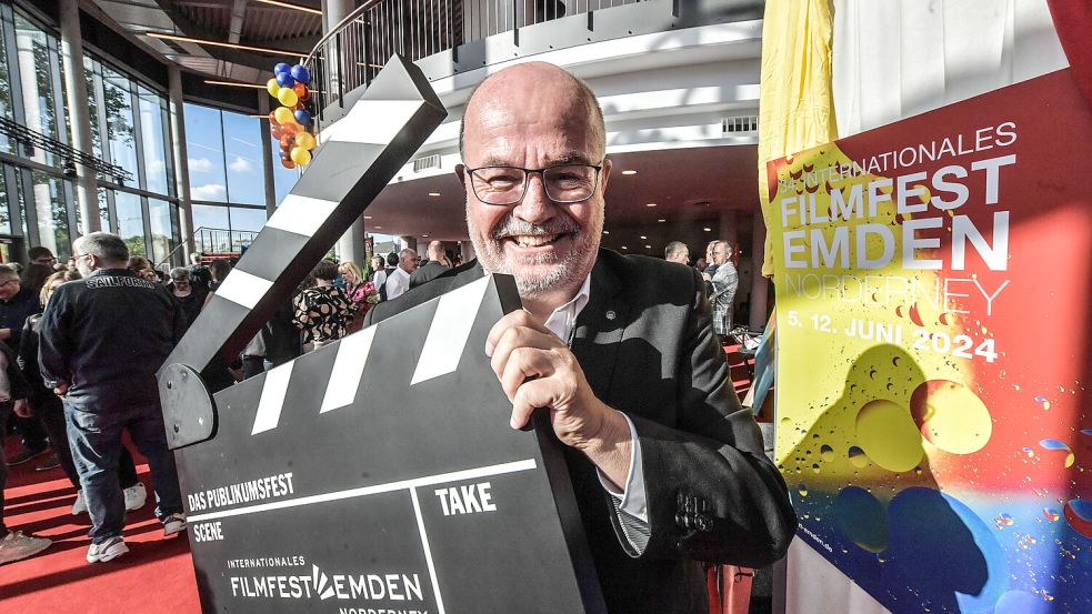 Festivalleiter Edzard Wagenaar ist gespannt, welcher Film am Ende als Gewinner um den "Score Bernhard Wicki Preis" hervorgeht. Foto: Ortgies