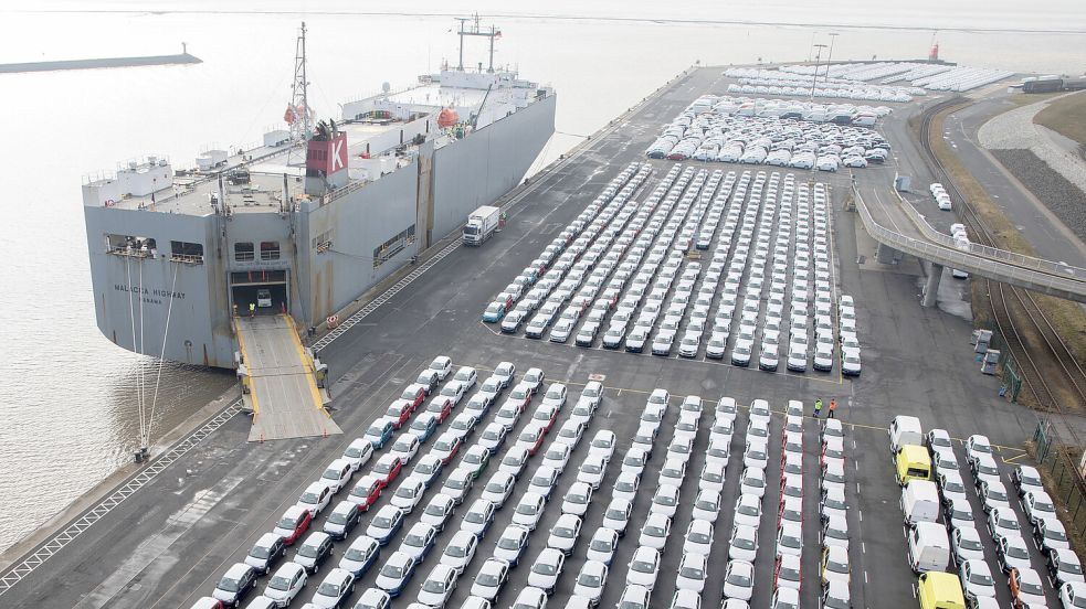 Die Gewerkschaft Verdi hatte zum Streik im Emder Hafen aufgerufen. Archivfoto: Jörg Sarbach/dpa