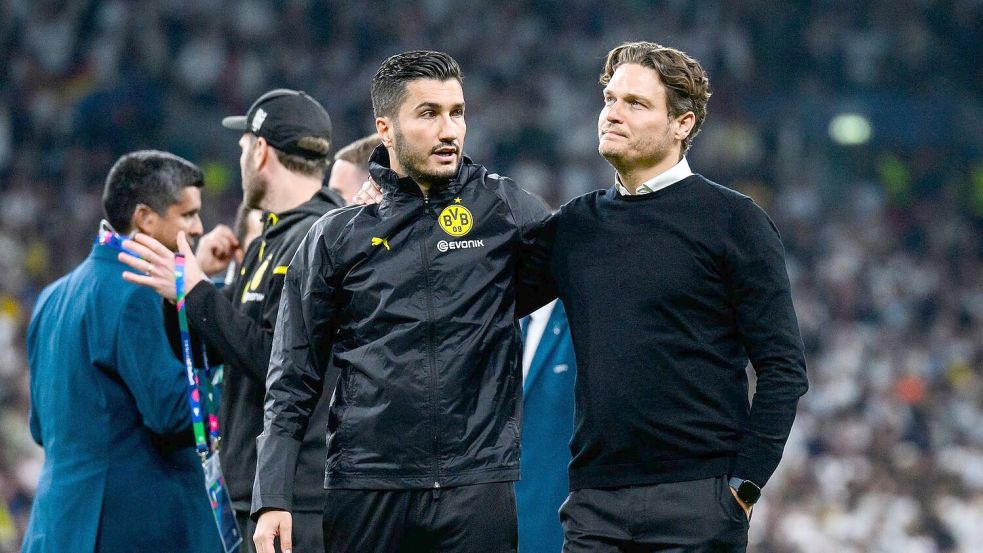 Nuri Sahin (l) könnte der Nachfolger von Edin Terzic als BVB-Coach werden. Foto: Tom Weller/dpa