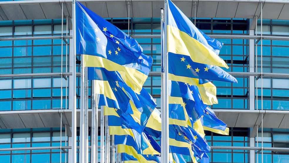 EU-Erweiterung: EU Startet Beitrittsverhandlungen Mit Der Ukraine Und ...