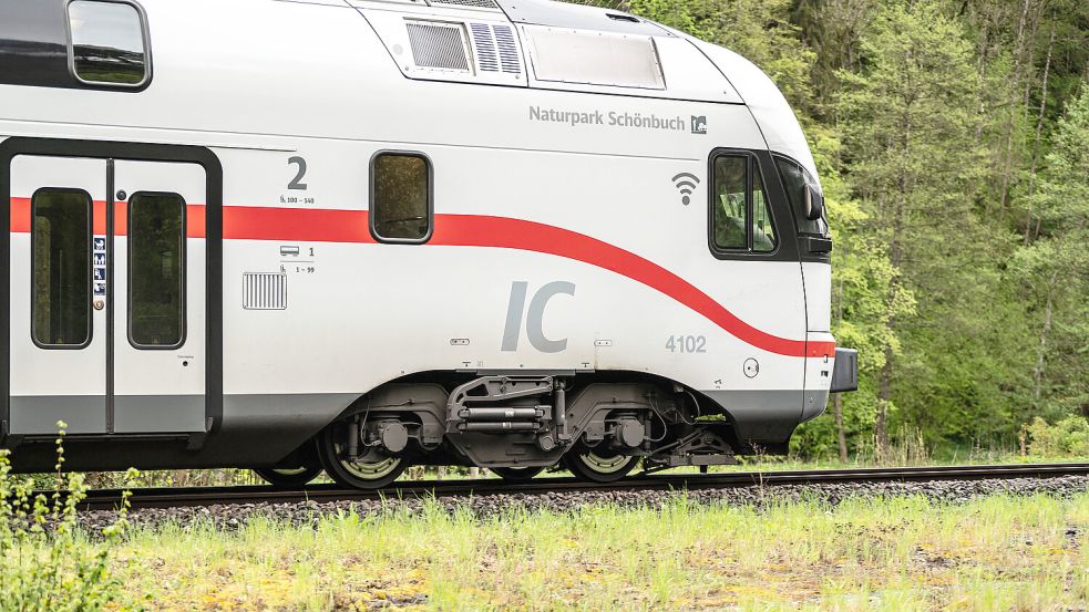 Die Bahn will IC-Verbindungen streichen. Foto: IMAGO/Silas Stein