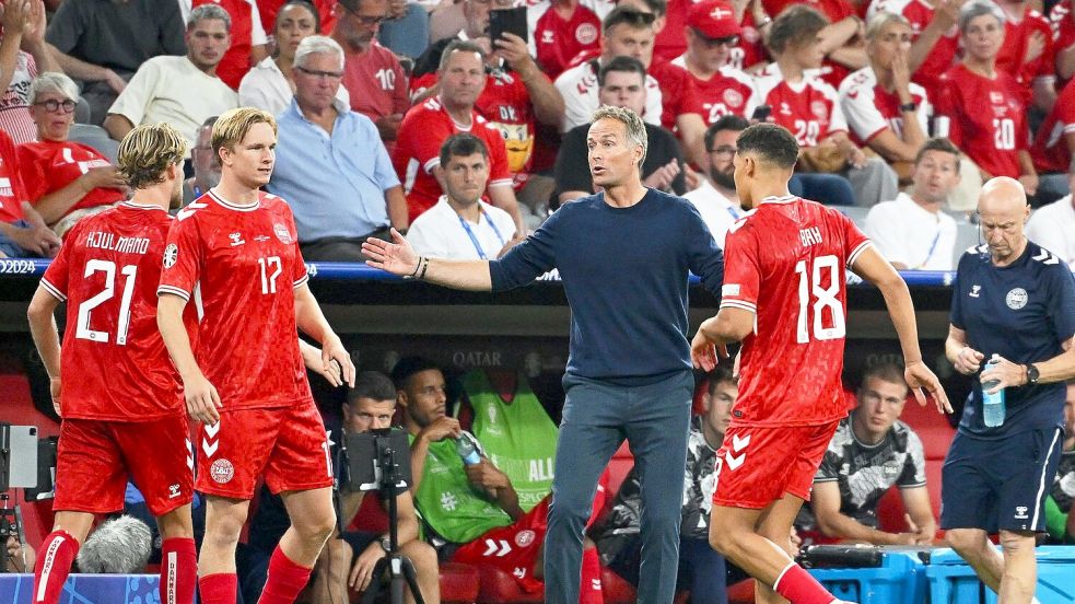 Coach Kasper Hjulmand sieht seine Dänen gegen die DFB-Elf nicht chancenlos. Foto: Sven Hoppe/dpa