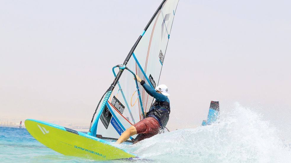 Das Windsurfen kann Bernd Flessner jetzt richtig genießen: „Ich muss nicht mehr der Schnellste sein.“ Foto: Flessner