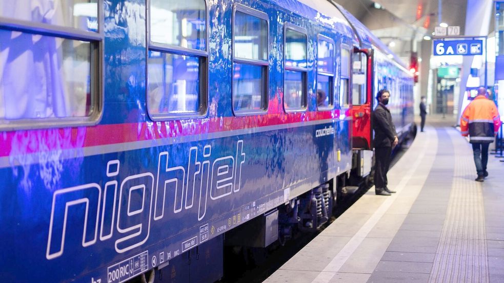 Nightjet-Zug am Wiener Hauptbahnhof. Foto: Georg Hochmuth/APA/dpa