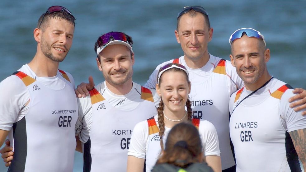 Maiko-Benedikt Remmers (Zweiter von rechts) mit seinem Team. Foto: Privat