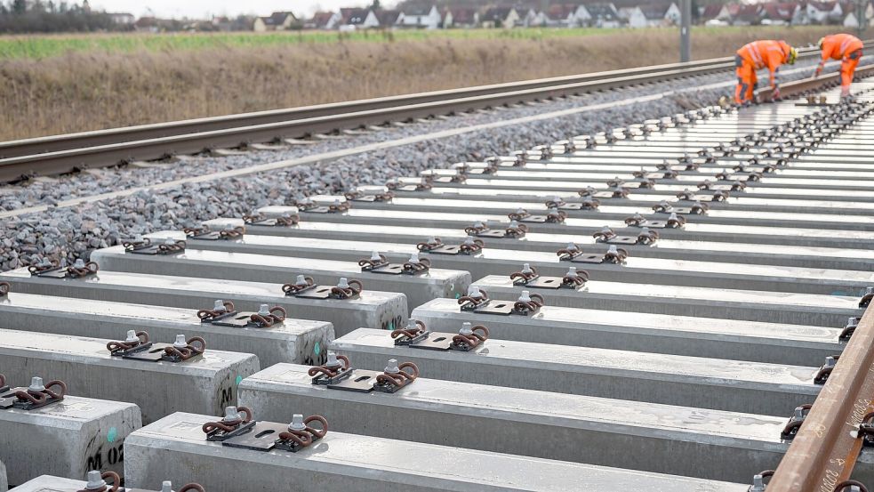 Die anstehende Generalsanierung der Bahn fordert Milliardeninvestitionen. Foto: Daniel Vogl/dpa