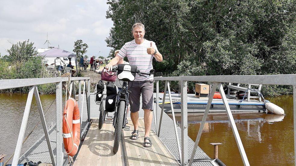 Mit dem Fahrrad auf eigene Faust durch vier Gemeinden und dabei Stempel sammeln – das macht den Reiz von „Van Dörp to Dörp“ aus. Das Foto entstand 2022. Foto: Stromann/Archiv