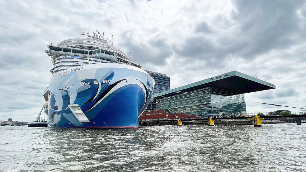 Der Kreuzfahrtschiff-Terminal in Amsterdam. Foto: IMAGO/Zoonar