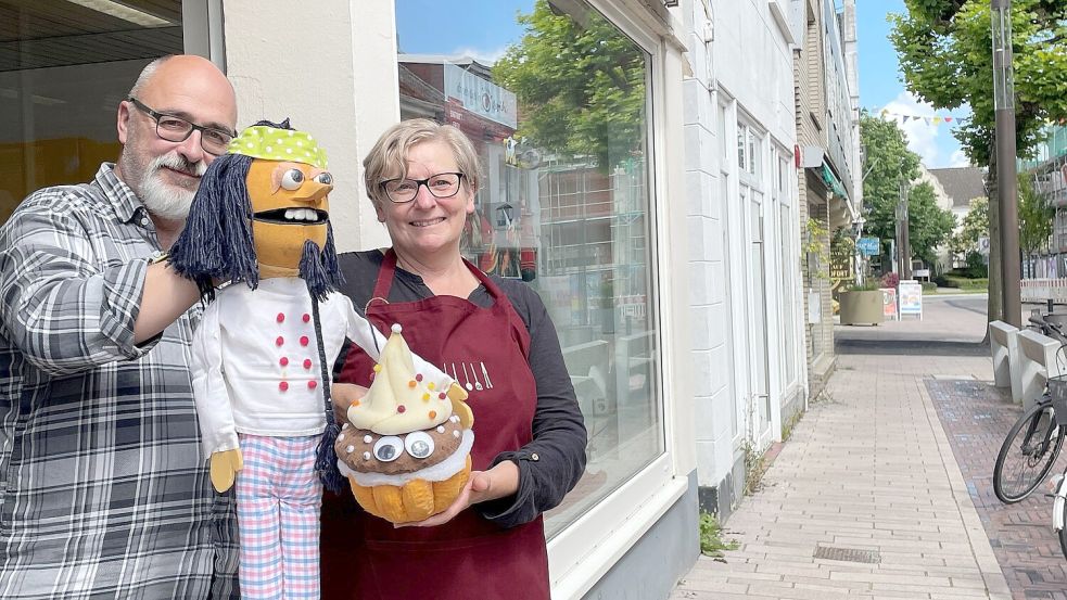 Axel Bahro und seine Frau Dorothea Seitz werden einen Monat lang ein Ladenlokal an der Osterstraße 27 bespielen. Foto: Boschbach