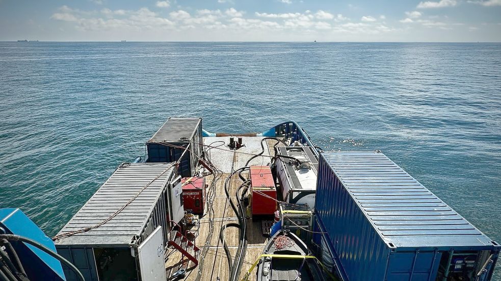 Blick auf die Bergeausrüstung an Bord des Bergeschleppers „Koole 53“. Foto: WSV/brand Marine Consultants GmbH.