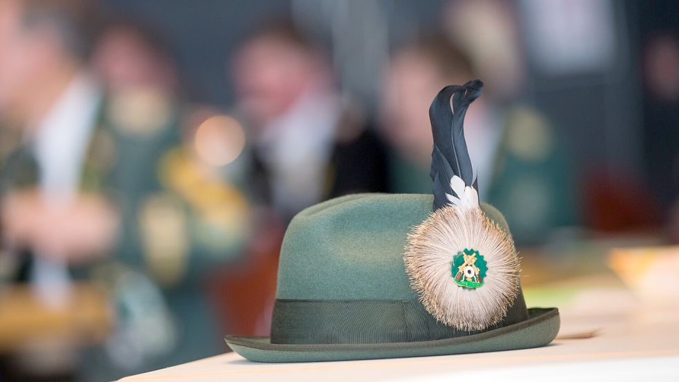 Auf einem Schützenfest in Niedersachsen wurden rassistische Parolen gegrölt. Was hat sich danach in dem Verein verändert? Foto: dpa/Rolf Vennenbernd