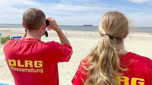 An diesem Dienstag schaute Reporter Florian Ferber der DLRG auf Borkum über die Schultern. Foto: Ferber