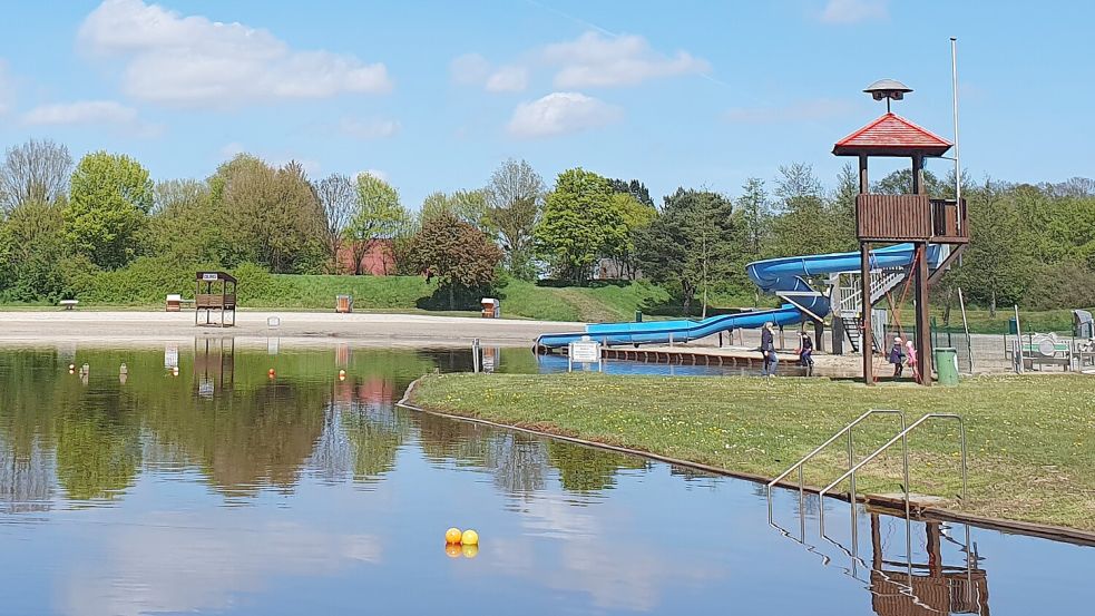 Am Badesee in Großsander wäre fast ein Kind ertrunken. Foto: Gemeinde Uplengen