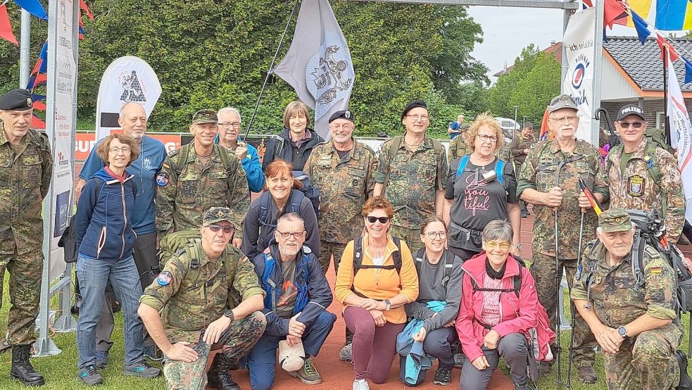 Das Foto zeigt die Marschgruppe Gemeinde Hasselroth. Foto: privat