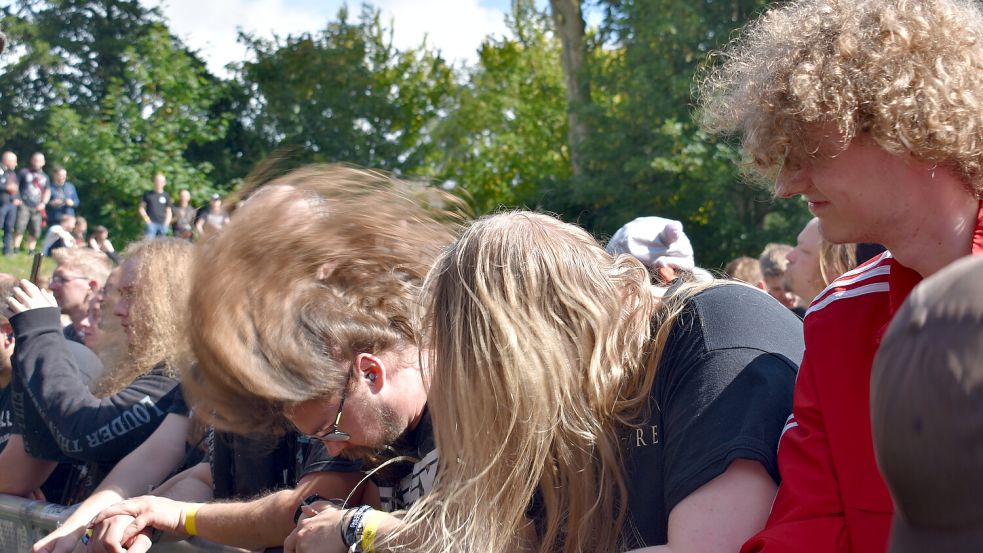 Headbangen ist Pflicht. Foto: Buntjer