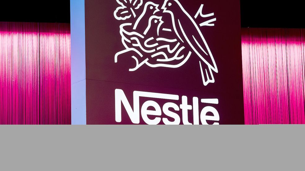 Nestlé ist bereits zum zweiten Mal mit dem „Goldenen Geier“ ausgezeichnet worden. Foto: dpa/Keystone/Jean-Christophe Bott