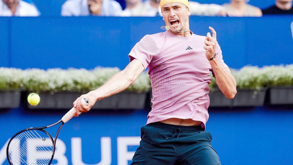 Alexander Zverev in seinem Match gegen Zhang Zhizhen. Foto: Frank Molter/dpa