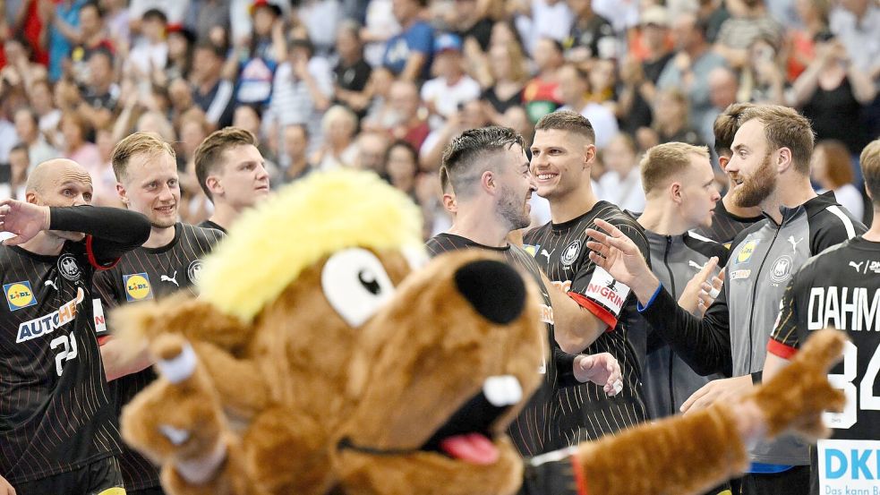 Das DHB-Team hat vor den Olympischen Spielen auch Ungarn besiegt. Foto: Marijan Murat/dpa