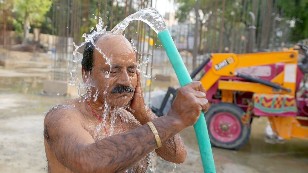 Arbeitgeber müssen für Abkühlungsmöglichkeiten sorgen. Foto: Rajesh Kumar Singh/AP