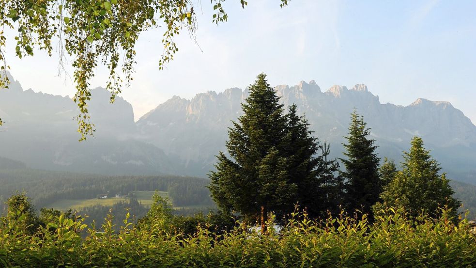 Der Wilde Kaiser. In diesem Gebirgszug in Tirol kam es zu dem tödlichen Unfall. (Archivfoto) Foto: picture alliance / dpa