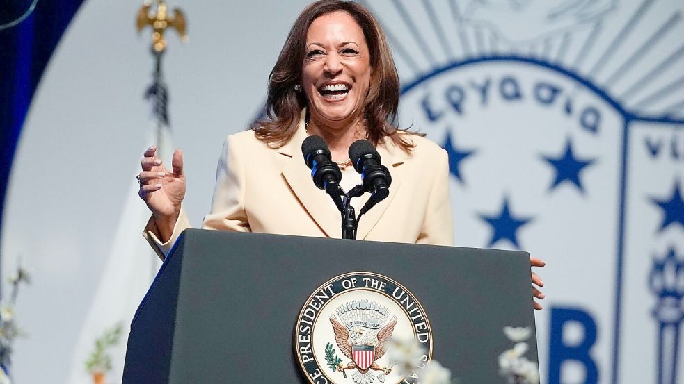 Für ihr Lachen bekannt: Kamala Harris. (Archivbild) Foto: Darron Cummings/AP