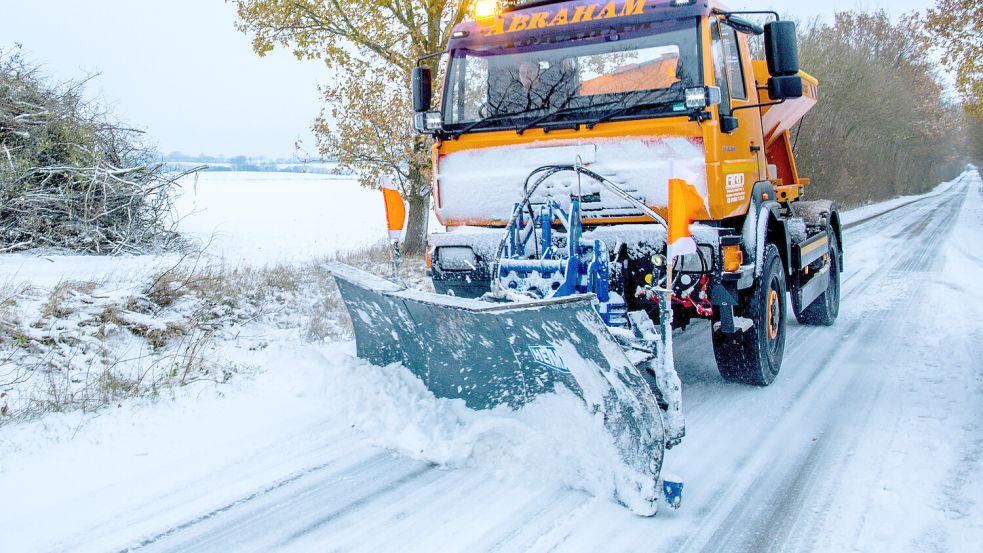 Ab nächstem Jahr kostet der Winterdienst einige Heseler Gebühren. Symbolfoto: Scheriau/APA/dpa