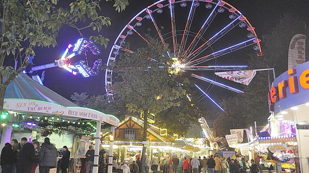 In Leer wird noch bis Sonntag Gallimarkt gefeiert. Foto: Wolters