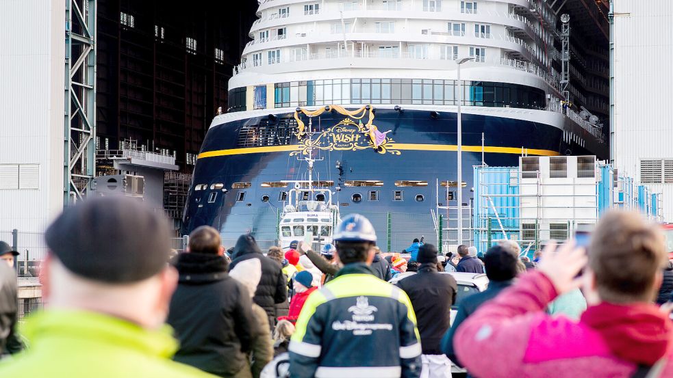 Der Betrieb bei der Meyer Werft ist nur noch bis Mitte September gesichert. Foto: dpa/Hauke-Christian Dittrich