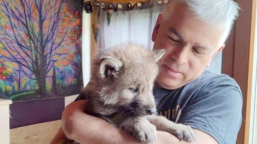 Christian Berge ist Jurist und beschäftigt sich seit über 20 Jahren mit Wölfen. Er ist einer der bekanntesten Pro-Wolf-Aktivisten in Deutschland. Foto: Privat