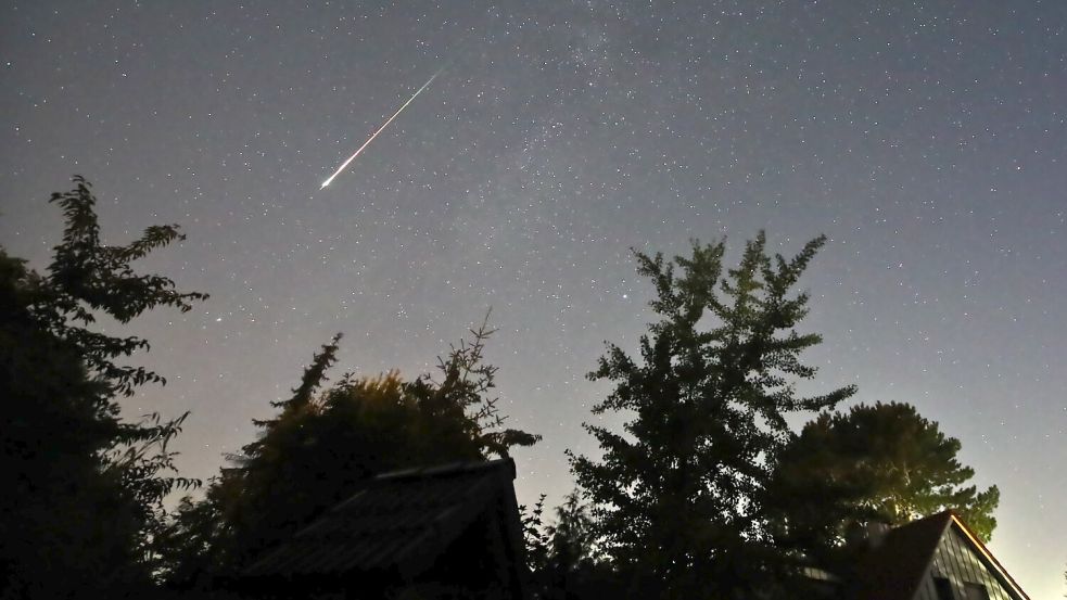 Der Meteorschauer der Perseiden erreicht in diesen Nächten seinen Höhepunkt und beschert uns viele Sternschnuppen. Foto: Marco A. Ludwig/dpa