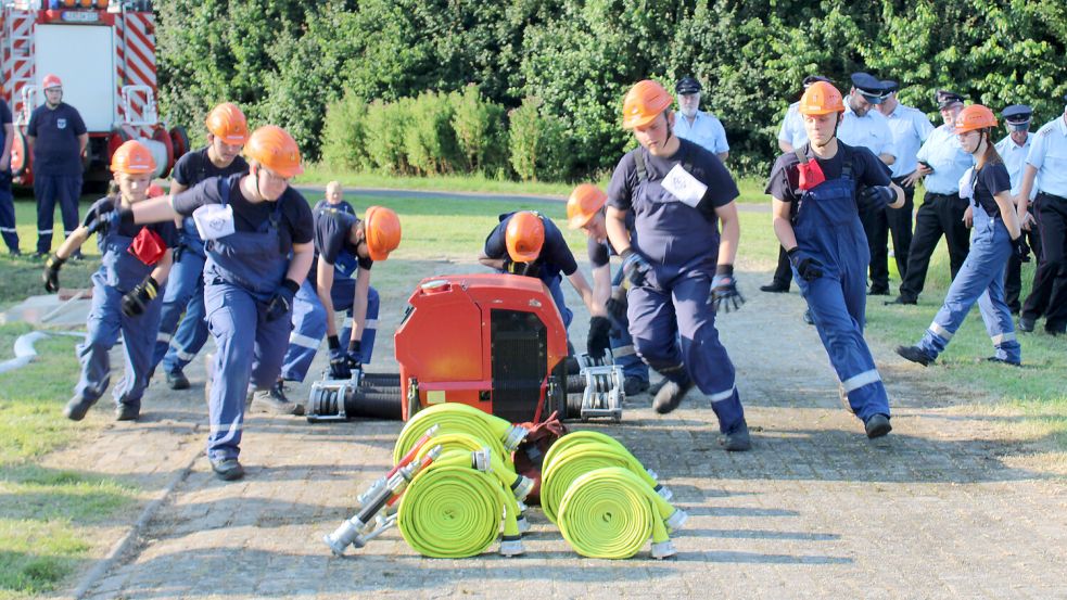 Die Jugendwehr Holthusen startete schnell und konzentriert in den Wettkampf. Der Nachwuchs der Gastgeber erzielte am Ende die schnellste Zeit. Foto: privat