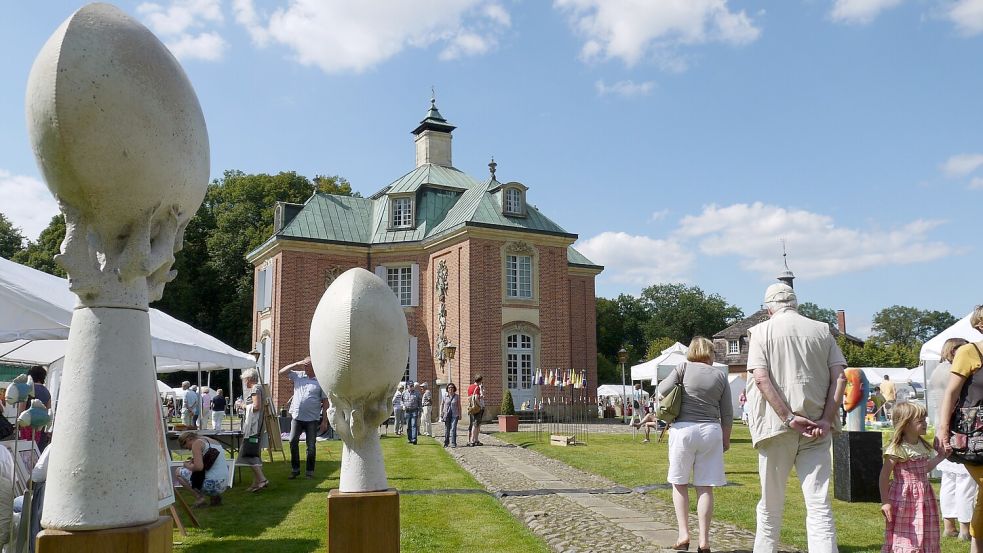 Am Schloss Clemenswerth dreht sich alles um Kunst. Foto: Emslandmuseum Schloss Clemenswerth