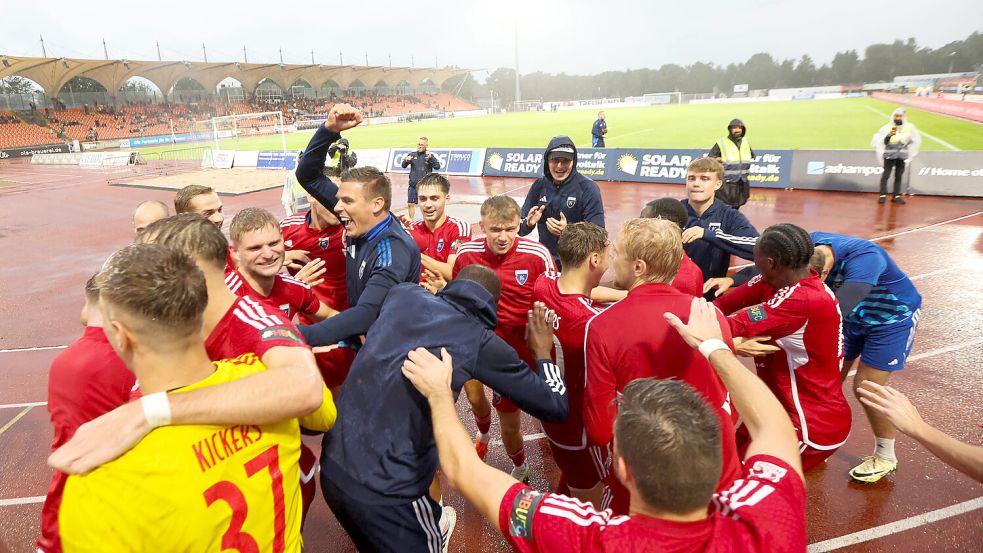 Kickers Emden hat am Freitagabend 3:0 gegen den VfB Oldenburg gewonnen. Foto: Doden, Emden