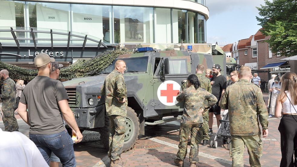 Das Kommando Schnelle Einsatzkräfte Sanitätsdienst (SES) „Ostfriesland“ aus Leer präsentiert sich. Foto: Wolters