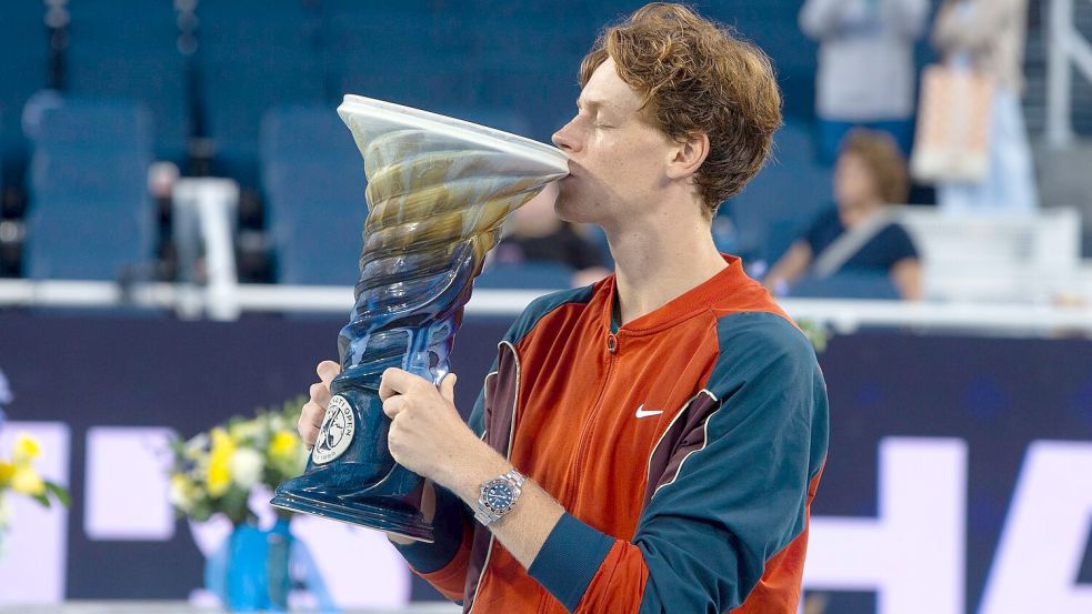 Jannik Sinner gewann zuletzt das Turnier in Cincinnati und steht nun bei den US Open durch den Freispruch nach zwei positiven Dopingtests im Fokus. Foto: Wally Nell/ZUMA Press Wire/dpa