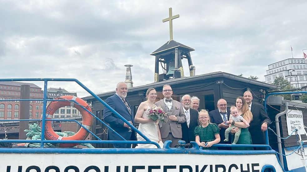 Geheiratet wurde in der Flussschifferkirche in Hamburg. Foto: privat