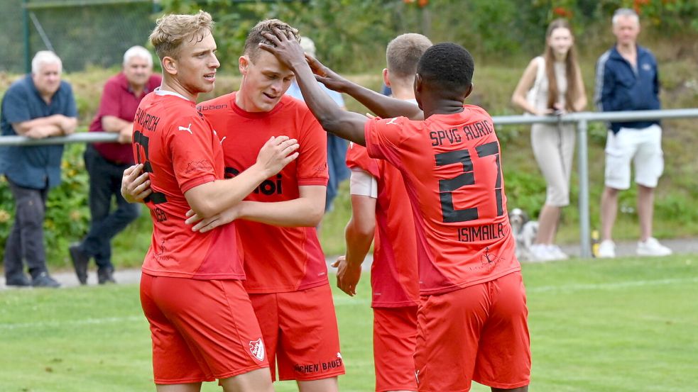 36 Tore (!) durfte Aurich diese Saison schon in sechs Pflichtspielen bejubeln. 28 in der Liga, acht im Pokal. Foto: Steenhoff