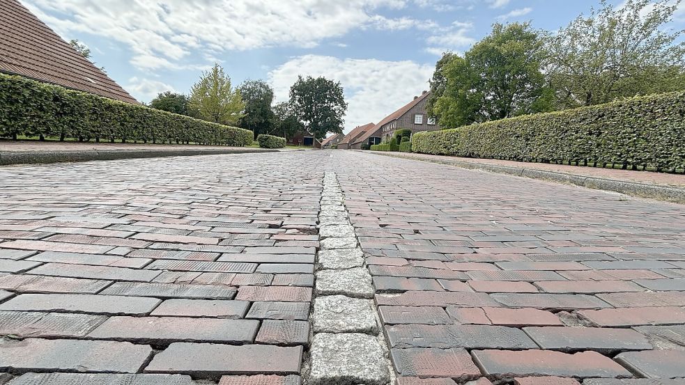 Die Klinkerstraße soll asphaltiert werden. Foto: Heinig