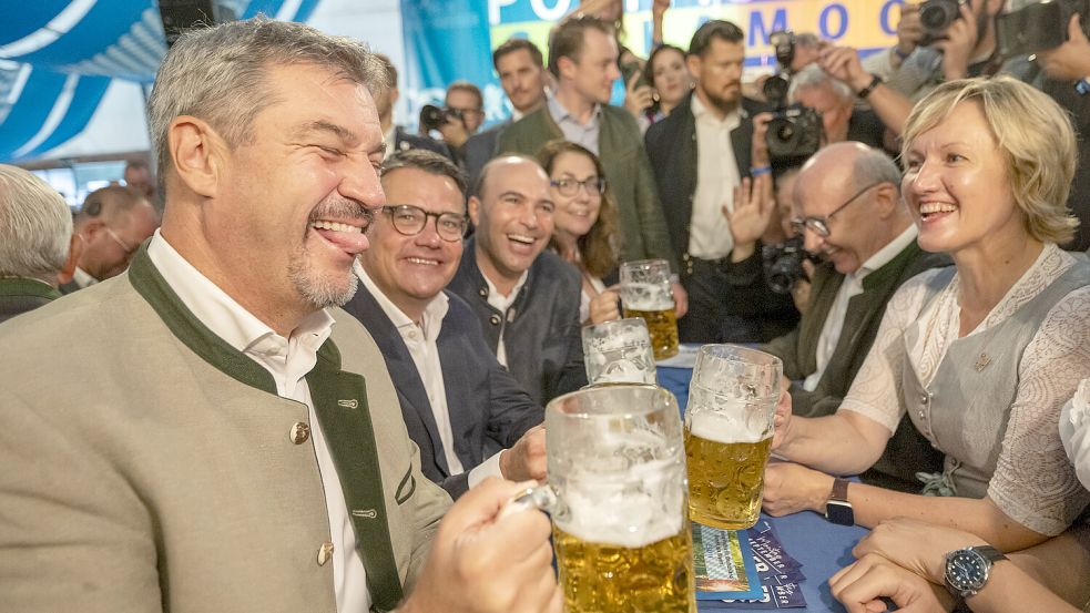 Markus Söder beim politischen Frühschoppen auf dem Volksfest Gillamoos. Foto: dpa