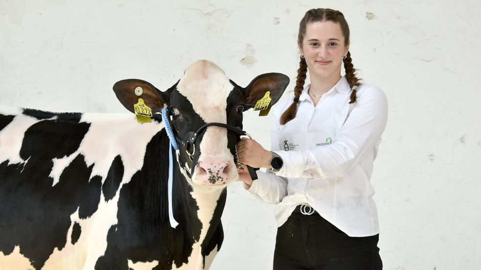 Junge Züchter haben in Leer ihre Kühe vorgestellt. Foto: Buntjer