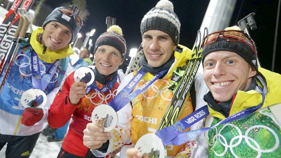 Die deutsche Biathlon-Staffel von Sotschi 2014 bekommt wohl zehn Jahre später doch noch Olympia-Gold. Foto: picture alliance / Kay Nietfeld/dpa