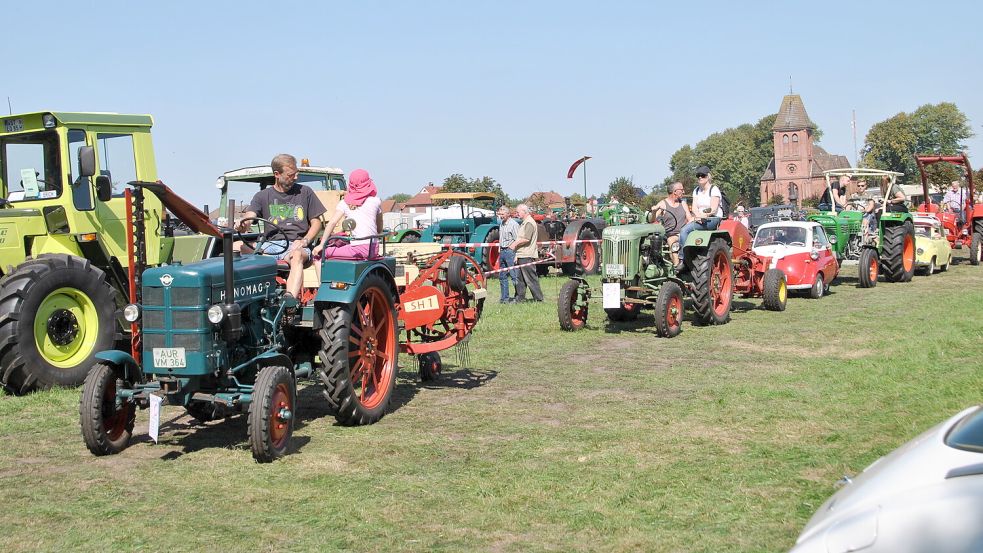 Zu den Münkeboer Festtagen gehört auch dieses Mal eine Oldtimer-Schau mit Schuppen- und Garagenschätzchen. Foto: Archiv/Schönig