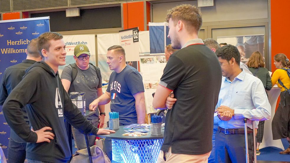 Die Jobmesse Bremen lockt am Wochenende. Unternehmen informieren hier über offene Stellen und Karrierechancen. Foto: jobmesse bremen