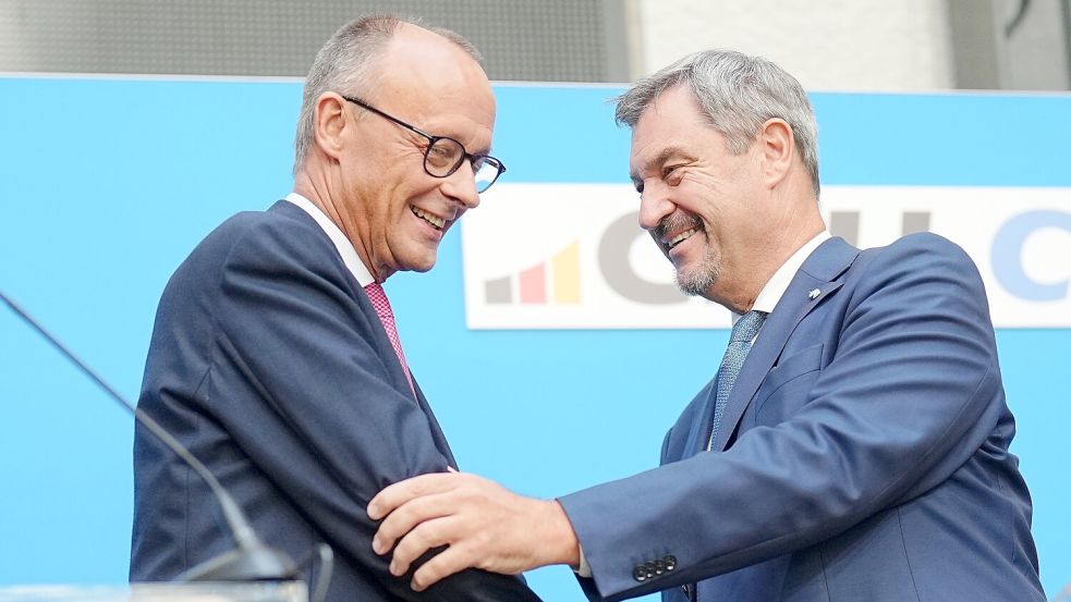 Friedrich Merz (links), CDU-Bundesvorsitzender und Unionsfraktionsvorsitzender, und Markus Söder, CSU-Vorsitzender und Ministerpräsident von Bayern. Foto: Nietfeld/dpa