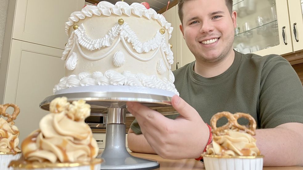 Patrik Schäfer aus Lathen hat schon immer gern gebacken. Nun zeigt er das im Fernsehen. Foto: Kierstein