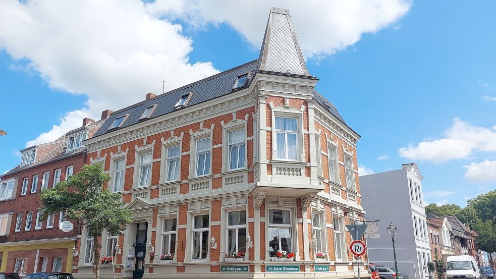 Das familiengeführte Hotel Alt Emder Bürgerhaus befindet sich an der Friedrich-Ebert-Straße. Foto: Hanssen